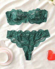 Floral Lace Sexy Lingerie Two-Piece Set, Romantic Underwire Bandeau Bra & Scallop Trim Thong