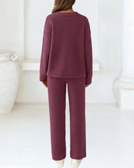 Ultra Soft Marshmallow 2-Piece Lounge Set – V-Neck Top & Wide-Leg Pants
